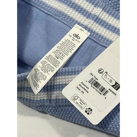 ALO Yoga Tennis Club Sweater Knit Hot Short LIMITED EDITION W6496R in Seashell B - Picture 4 of 6